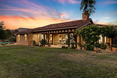 565 E Rio de Sion Dr, Virgin, UT 84779 - photo 4