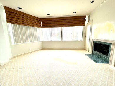 99 Florence St unit 404A, Chestnut Hill, MA 02467 - photo 6