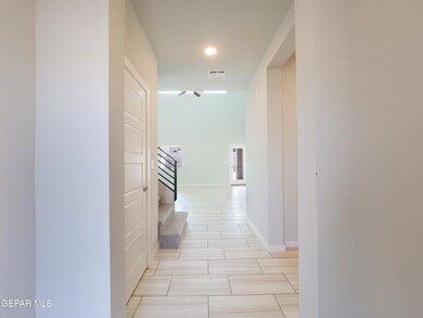 13672 Olney Ave, Horizon City, TX 79928 - photo 2