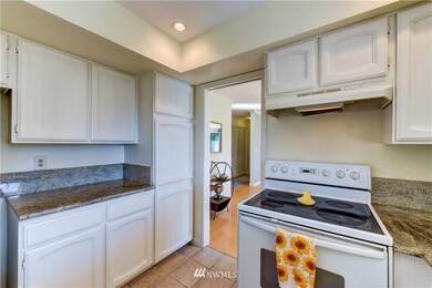 500 Paradise Ln unit 300, Edmonds, WA 98020 - photo 7