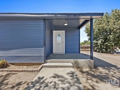 801 Fillmore St, Taft, CA 93268 - photo 2