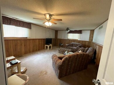 5105 Warren St, Davenport, IA 52806 - photo 6