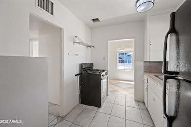 7-1829N10S-ocupix-Front-5-26