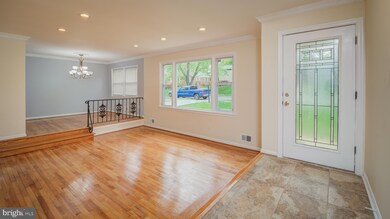 12809 Pine Tree Ln, Fort Washington, MD 20744 - photo 4