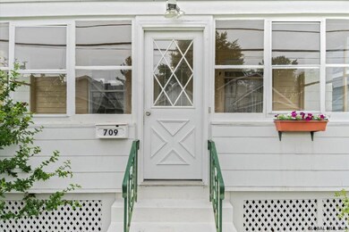 709 Cramer Ave, Schenectady, NY 12306 - photo 2