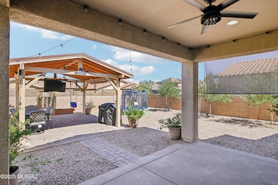 7768 W Long Boat Way, Tucson, AZ 85757 - photo 2