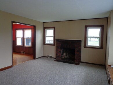 84 Yale St, Ludlow, MA 01056 - photo 3