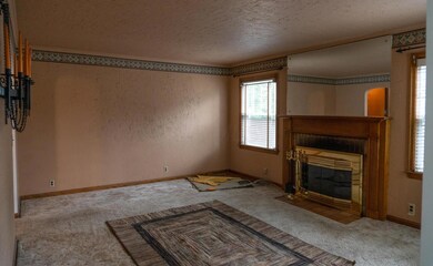 341 Letchworth Ave, Columbus, OH 43204 - photo 3