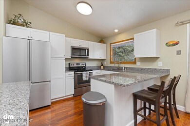 08-Kitchen 20230322-DW-3335