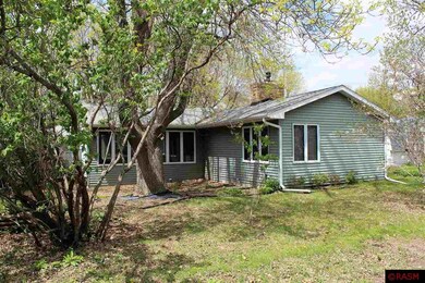 1427 Cherry St, New Ulm, MN 56073 - photo 7