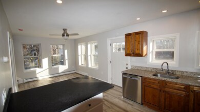 29 High St unit B, Derry, NH 03038 - photo 6