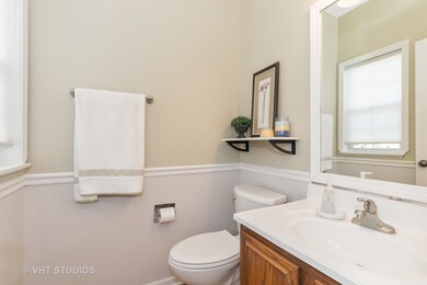 202 Partridge Ct, Algonquin, IL 60102 - photo 4