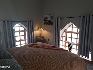 106 Spring St unit 8, Saratoga Springs, NY 12866 - photo 7