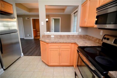 1795 Chateau Place unit B, Easton, PA 18045 - photo 5