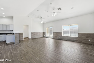 10135 W Arvada Dr, Arizona City, AZ 85123 - photo 2