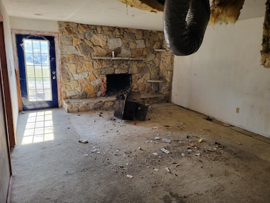 807 E 21st St, Anderson, IN 46016 - photo 6