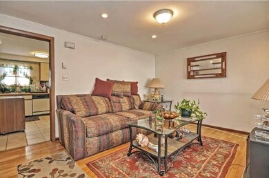 32 Hollander St, Dorchester, MA 02121 - photo 2