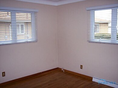 4494 285th St, Toledo, OH 43611 - photo 6