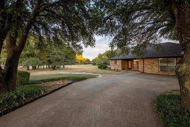 3118 Bob White Dr, Granbury, TX 76049 - photo 2