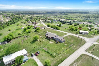 101 Bluff Heights Dr, Weatherford, TX 76085 - photo 6