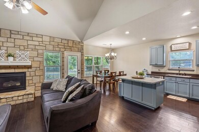 1112 W Ball St, Weatherford, TX 76086 - photo 7