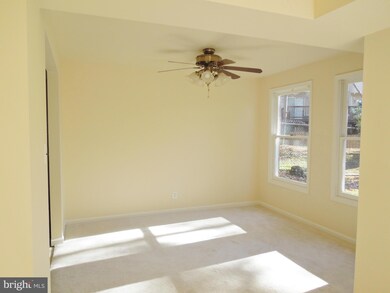 860 Quince Orchard Blvd unit T1, Gaithersburg, MD 20878 - photo 5