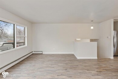 03-Living Room-ELKO0604