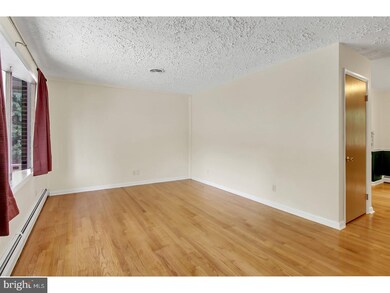 415 Williams St, Hamburg, PA 19526 - photo 3