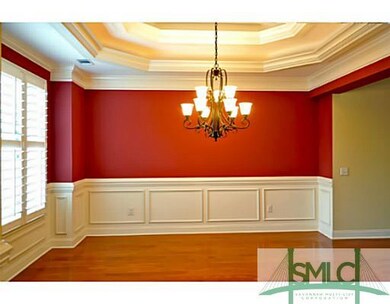 Dining Room. Pretty as a picture...double tray cei