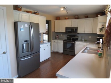 109 Rosewood Dr, Telford, PA 18969 - photo 7