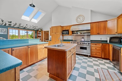 338 Johnson Rd, Marshfield, VT 05658 - photo 4