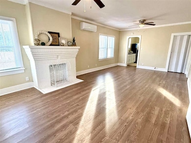 703 N 4th St, Blackwell, OK 74631 - photo 3