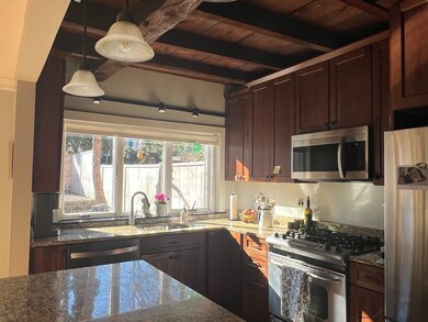 23 Munroe St, Newburyport, MA 01950 - photo 5