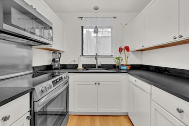 496 Heritage Village unit A, Southbury, CT 06488 - photo 4