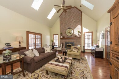 7206 Bloomsbury Ln, Spotsylvania, VA 22553 - photo 6