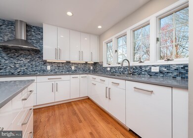 8140 Crest Rd, Laurel, MD 20723 - photo 5