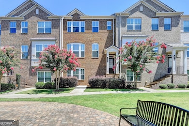 860 Sunset Park Dr, Suwanee, GA 30024 - photo 2