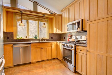 193 Hillcrest Rd, Manchester Center, VT 05255 - photo 4