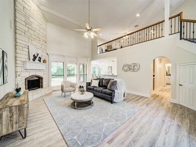 112 Torywood Ct, Azle, TX 76020 - photo 4