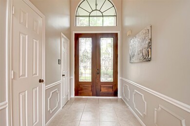 Classic Entryway to accommodate your favorite furniture piece!