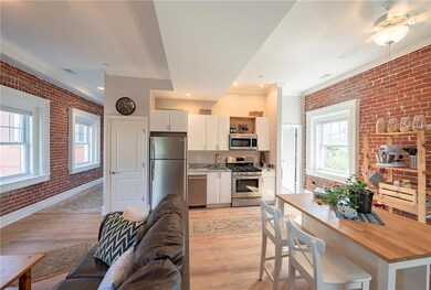 169 George St unit 302, Pawtucket, RI 02860 - photo 5