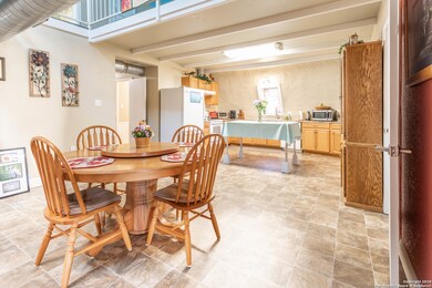 404 Private Road 3502, Hondo, TX 78861 - photo 3