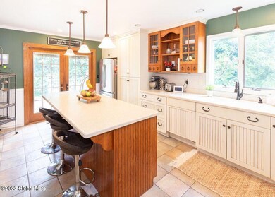 62 Celeste Dr, Rensselaer, NY 12144 - photo 6