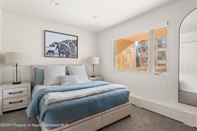 Queen Bedroom