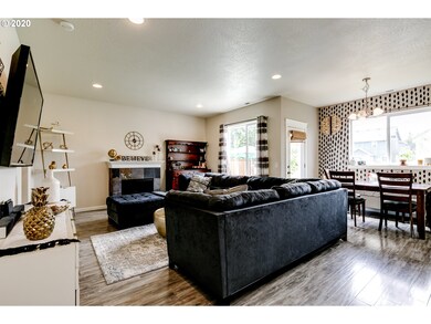 Living Room/Dining Room
