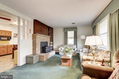 7011 E Clinton St, Clinton, MD 20735 - photo 4