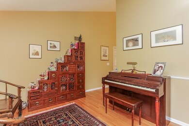 006-Living_Room
