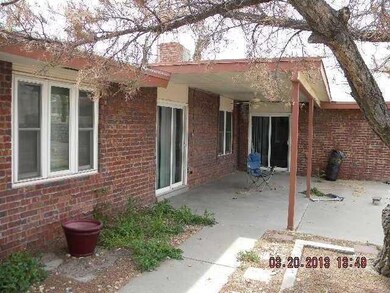 10631 Quezada Ave, El Paso, TX 79935 - photo 6