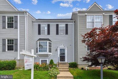 13810 Fount Beattie Ct, Centreville, VA 20121 - photo 2