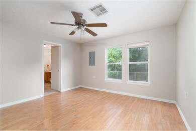 7707 Lester St, Pearland, TX 77584 - photo 5